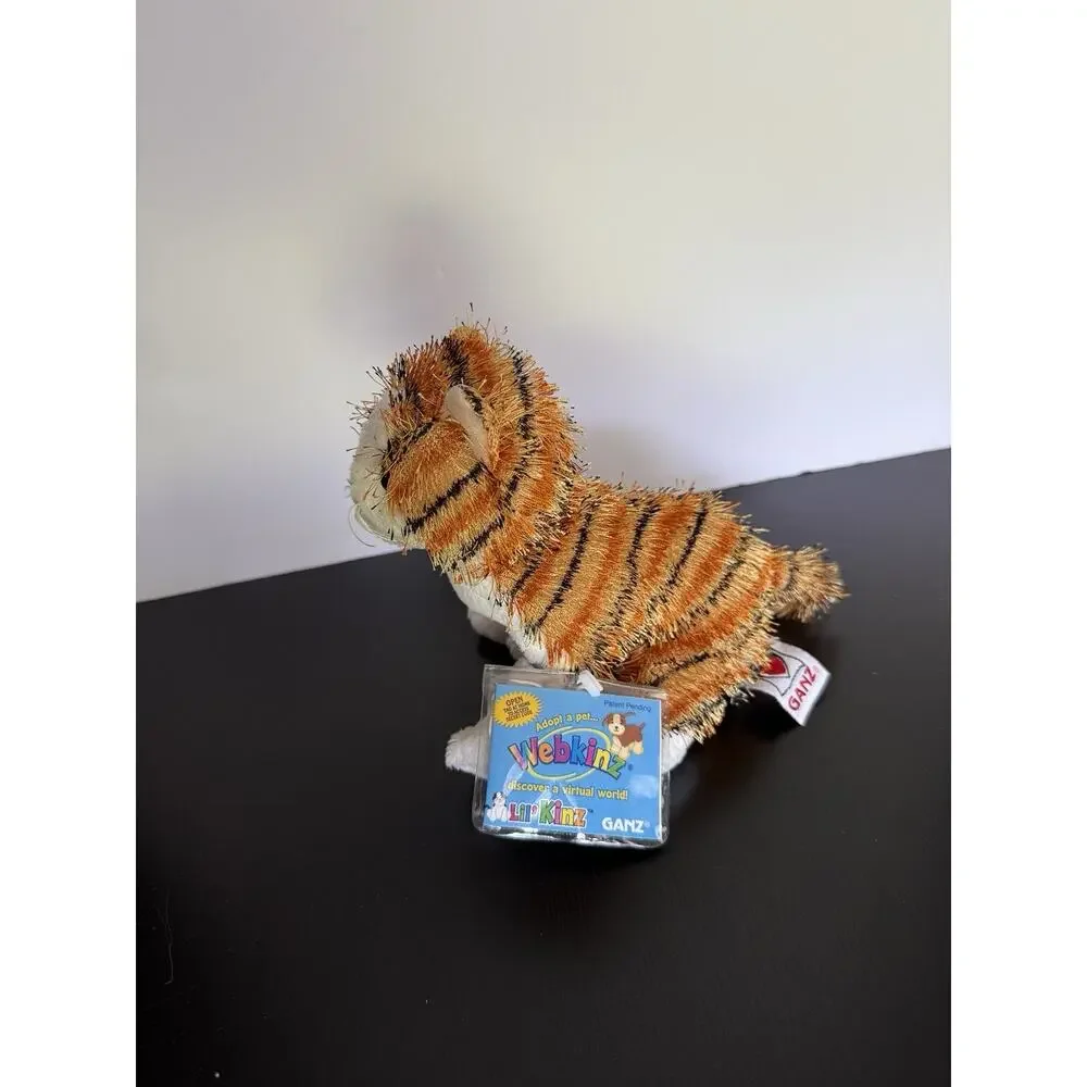 Webkinz Striped Alley Cat HM042 With Tag Active Plush Stuffed Animal GANZ 2006